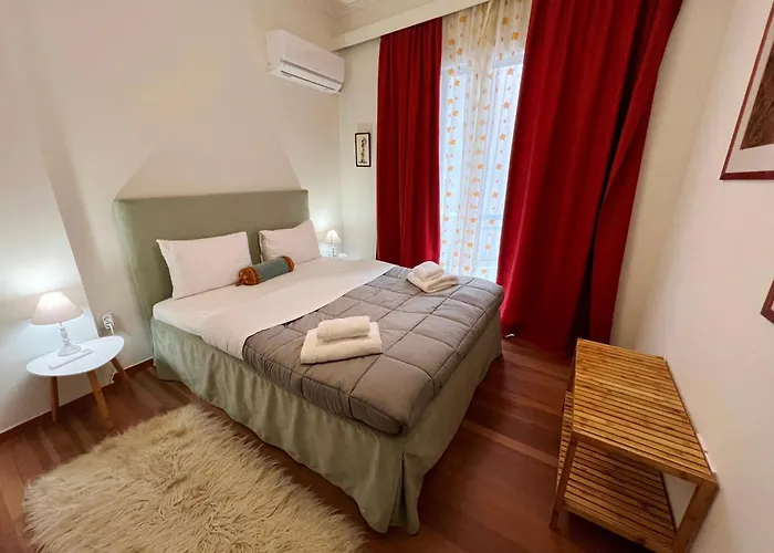 A Stroll To The Acropolis - By Athenian Homes