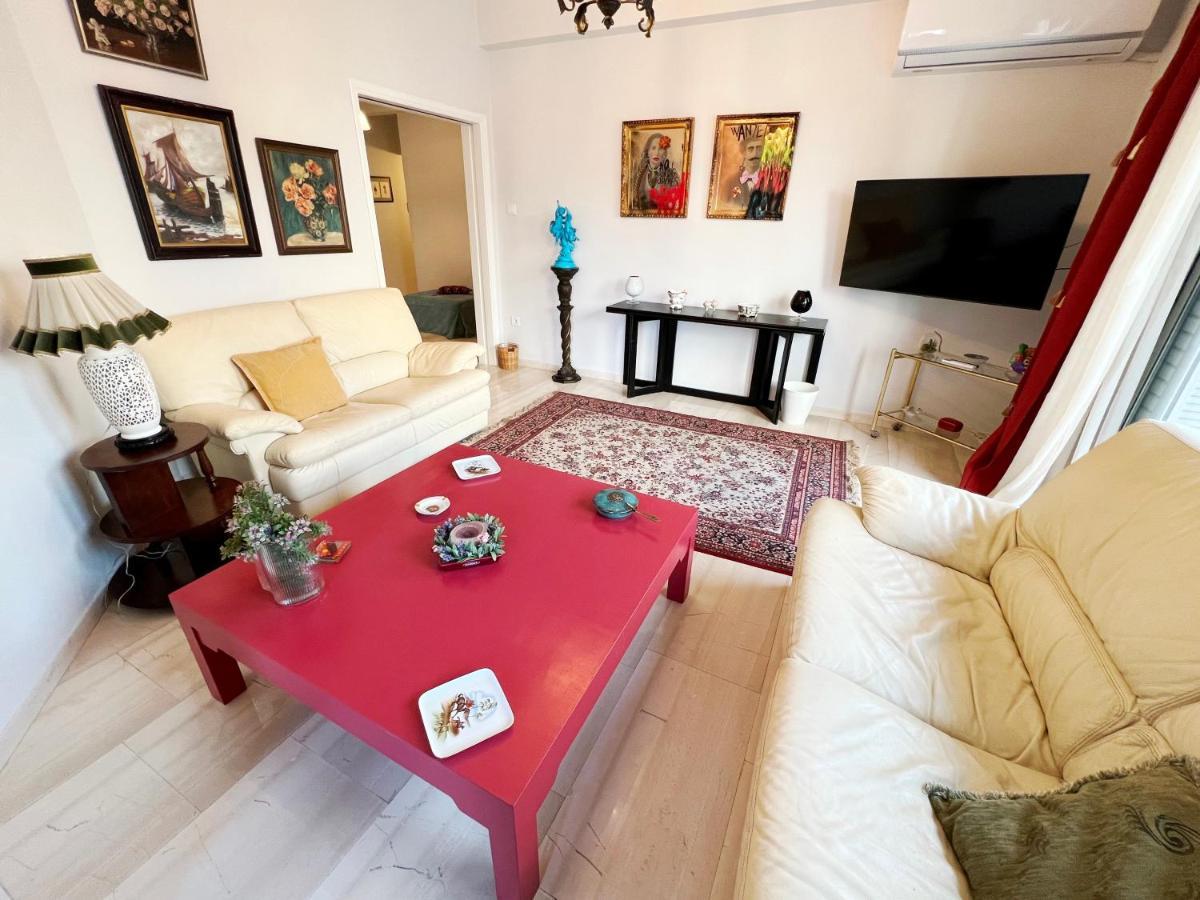 A Stroll To The Acropolis - By Athenian Homes *